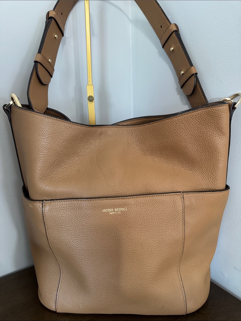Henri Bendel bag - Picture 2 of 16